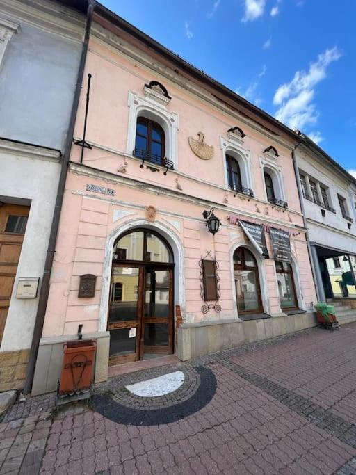 City Center Apartment Banská Bystrica Exteriör bild